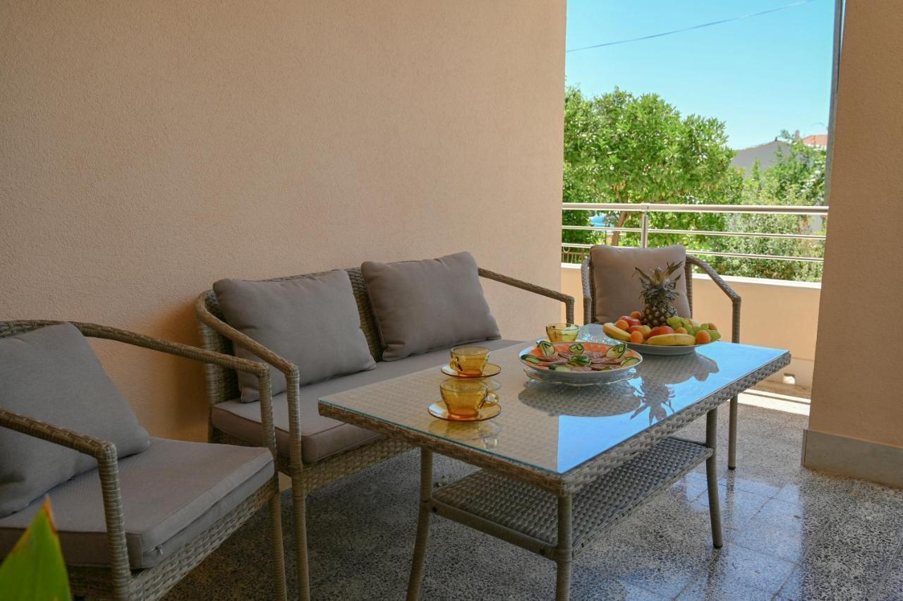 Apartment Damir Трогир Экстерьер фото