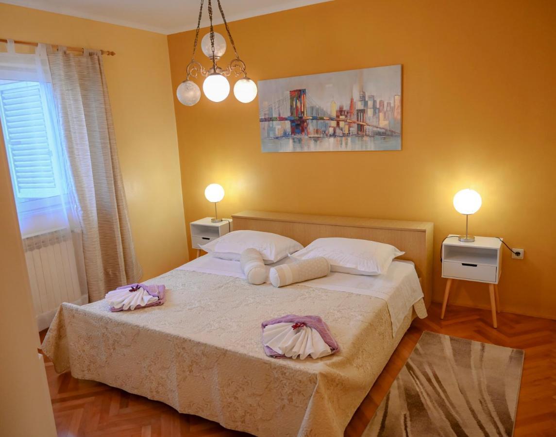 Apartment Damir Трогир Экстерьер фото